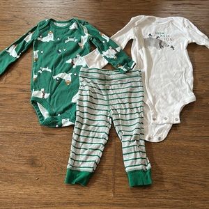 Carters 9Mo White/Green Set
